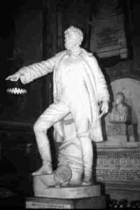 Statue of Boyd, by Farrell, in St Patrick's Cathedral
